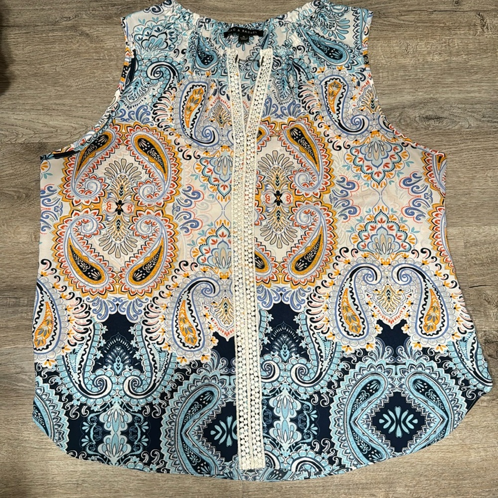 XL Zac and Rachel Sleeveless Paisley Blouse